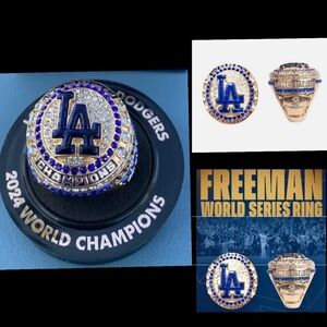 LA Dodgers Freddy Freeman 2024 World Series Ring / 9.15.25 game / NEW in box